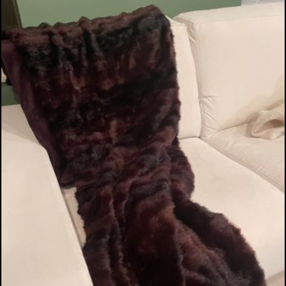 West Elm Matching Blanket + 2 Pillowcases